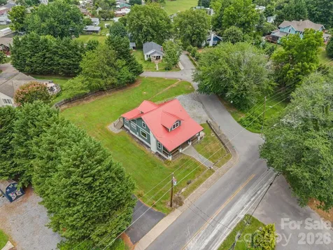1434 S Main Street Waynesville NC 28786