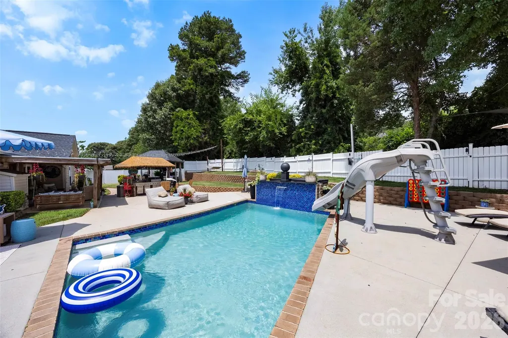 200 Brooks Drive Stanley NC 28164