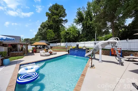 200 Brooks Drive Stanley NC 28164