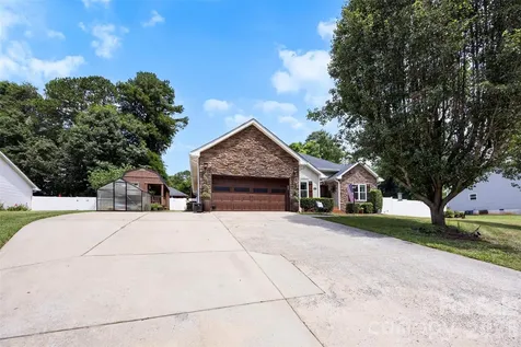 200 Brooks Drive Stanley NC 28164