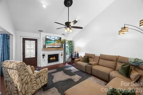200 Brooks Drive Stanley NC 28164