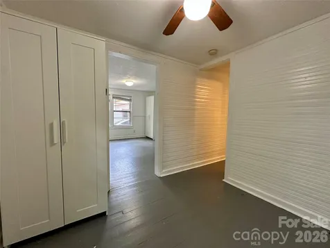 4 Arbutus Road Asheville NC 28805