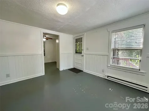 4 Arbutus Road Asheville NC 28805
