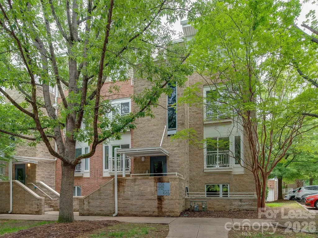 3729 Picasso Court Charlotte NC 28205