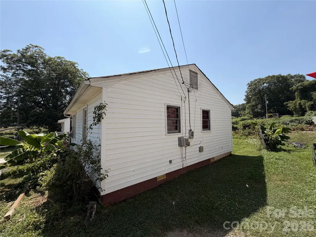 215 Sloan Avenue Gastonia NC 28052