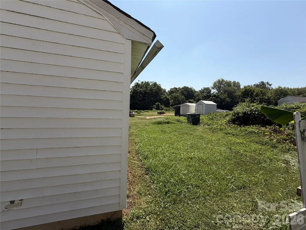 215 Sloan Avenue Gastonia NC 28052