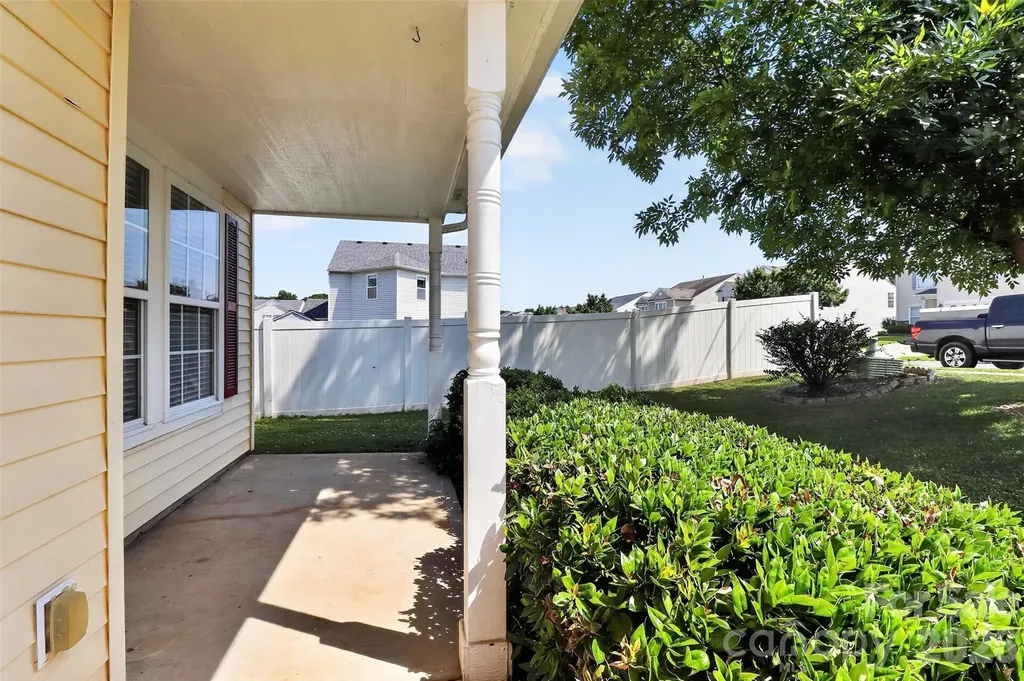 209 Farm Springs Drive Mount Holly NC 28120