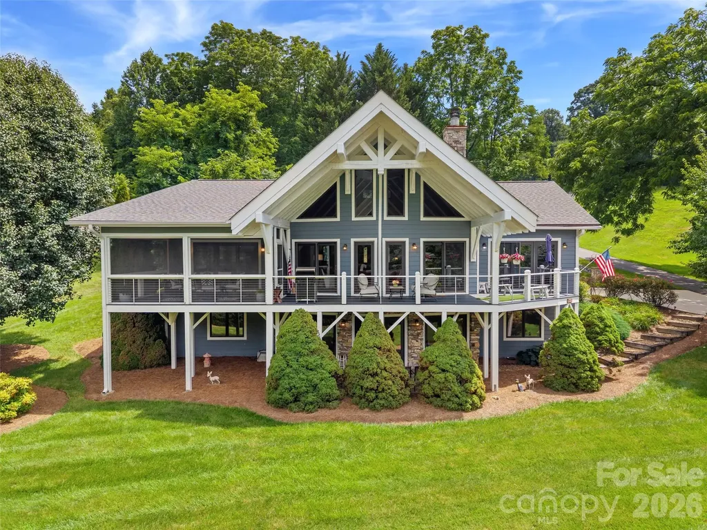33 Banker Drive Waynesville NC 28786