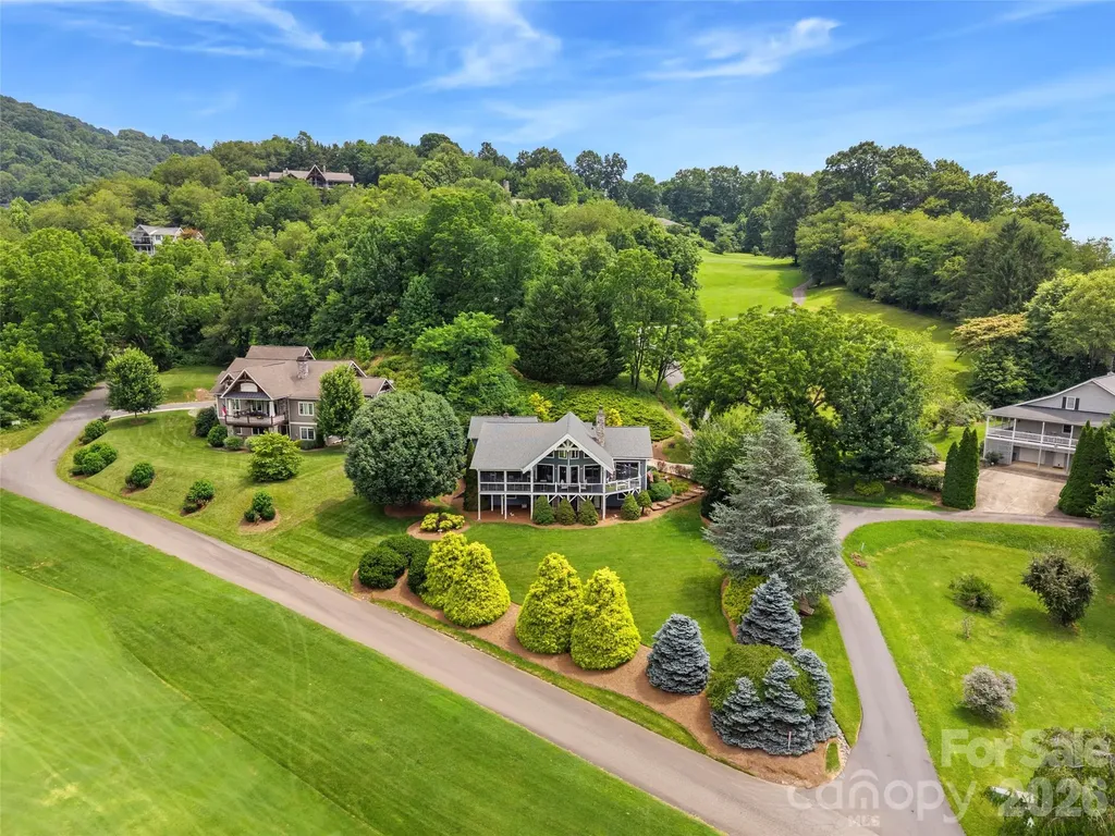 33 Banker Drive Waynesville NC 28786