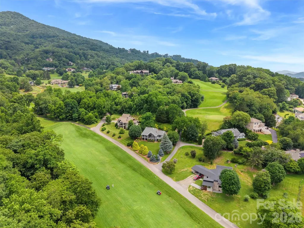 33 Banker Drive Waynesville NC 28786