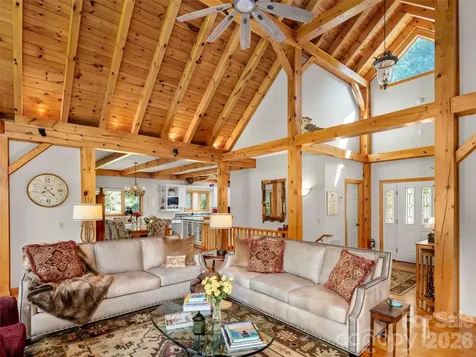 33 Banker Drive Waynesville NC 28786