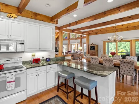 33 Banker Drive Waynesville NC 28786
