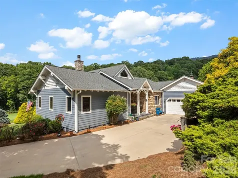 33 Banker Drive Waynesville NC 28786