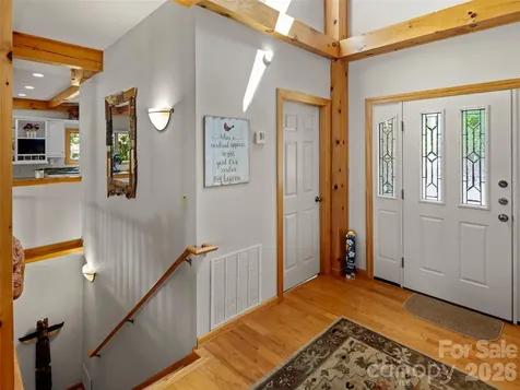 33 Banker Drive Waynesville NC 28786