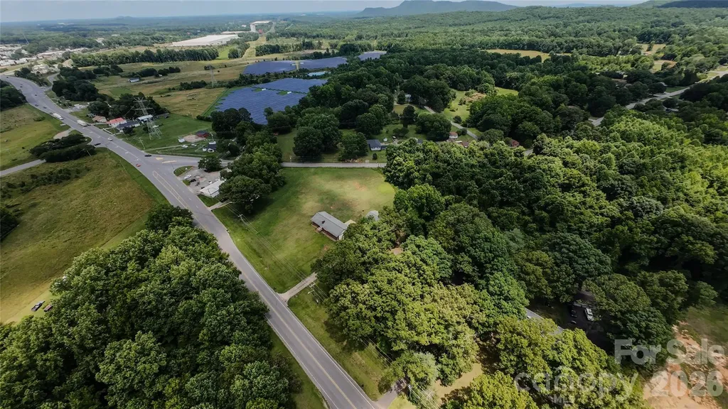 1013 York Road Kings Mountain NC 28086