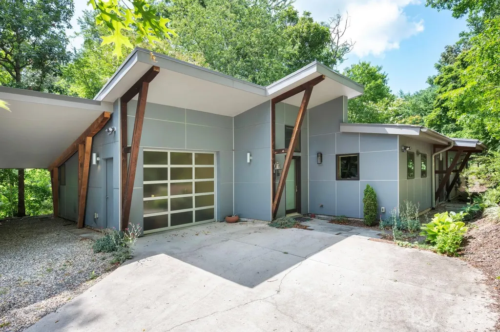 253 Edgewood Road Asheville NC 28804