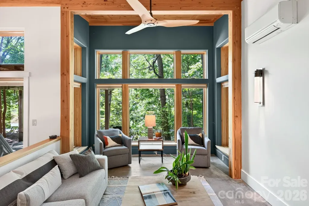 253 Edgewood Road Asheville NC 28804