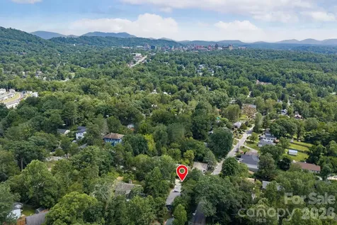 253 Edgewood Road Asheville NC 28804