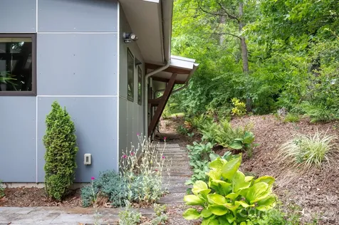 253 Edgewood Road Asheville NC 28804