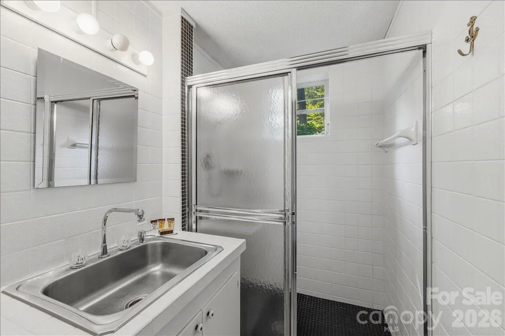 6149 N Shore Drive Nebo NC 28761