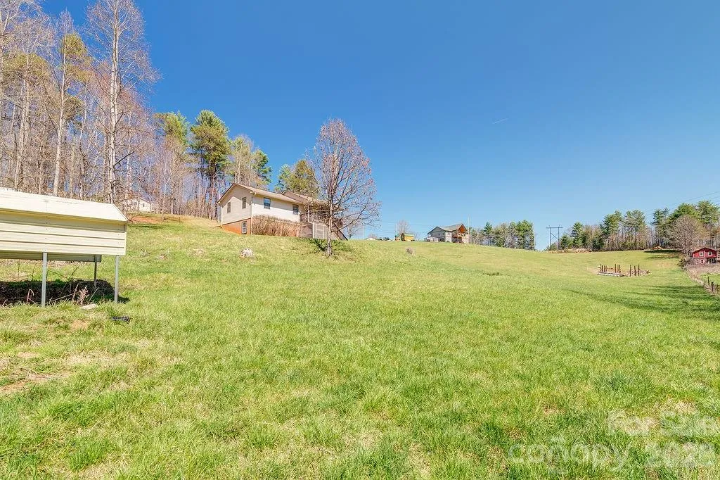 216 Pickens Road Weaverville NC 28787