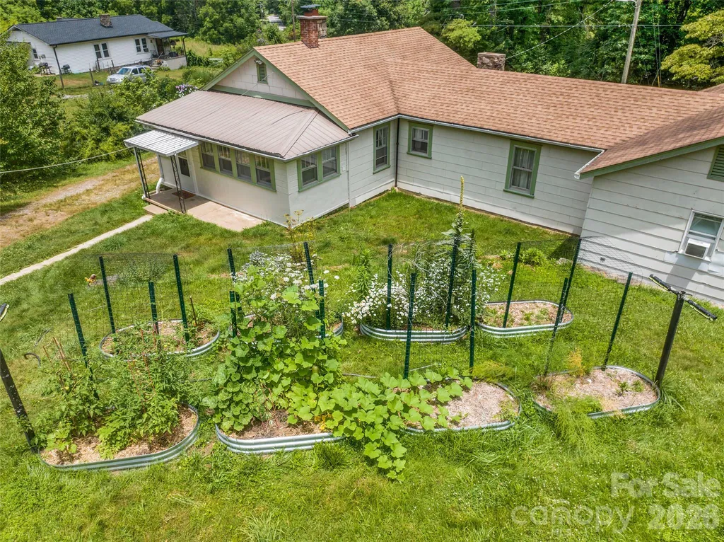 50 Rocky Branch Road Waynesville NC 28786