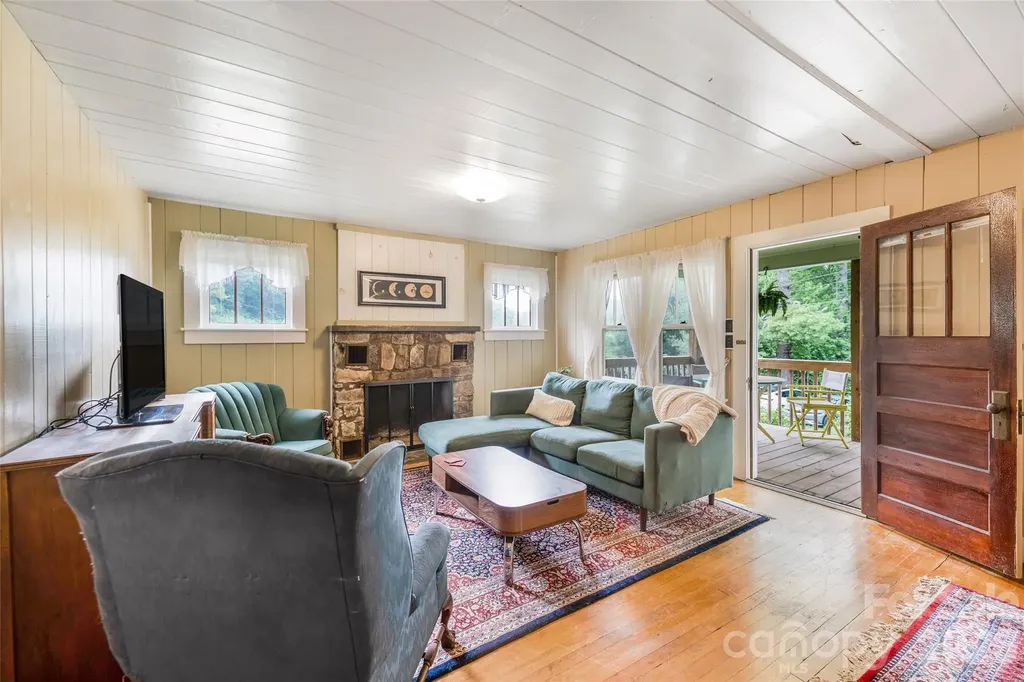 50 Rocky Branch Road Waynesville NC 28786