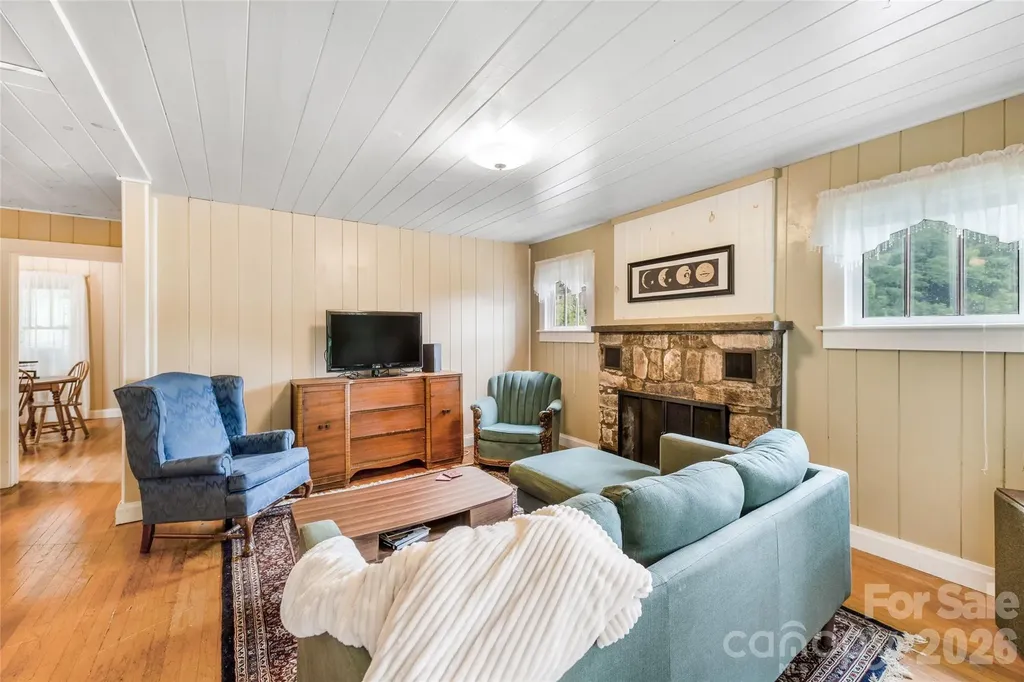 50 Rocky Branch Road Waynesville NC 28786
