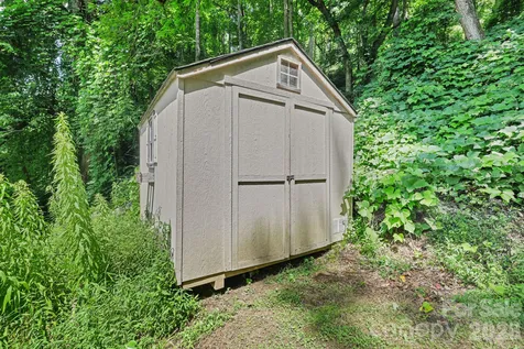 6115 Skyland Drive Sylva NC 28779