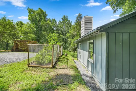 6115 Skyland Drive Sylva NC 28779