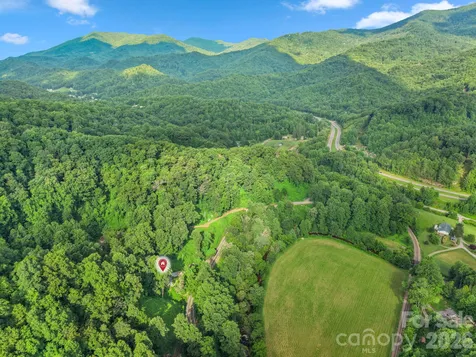6115 Skyland Drive Sylva NC 28779