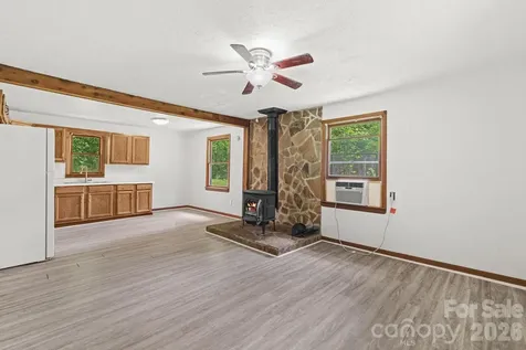 6115 Skyland Drive Sylva NC 28779