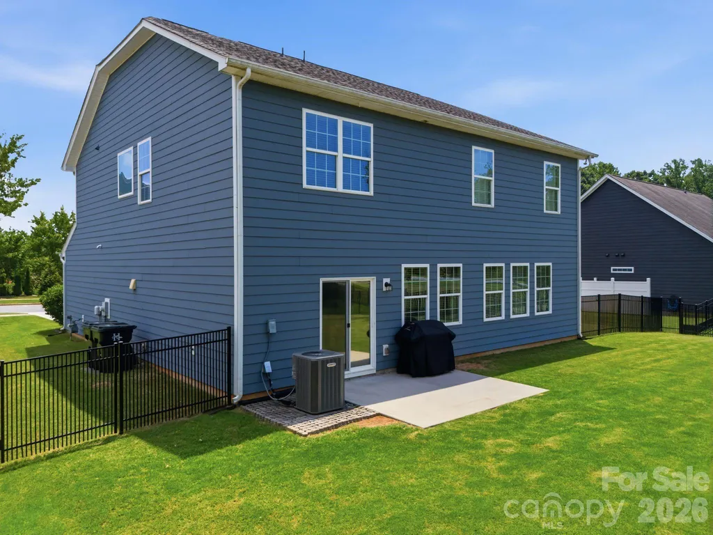8107 Belfort Forest Lane Huntersville NC 28078
