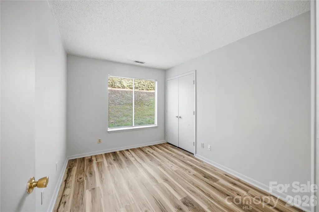 9505 University Terrace Drive Charlotte NC 28262