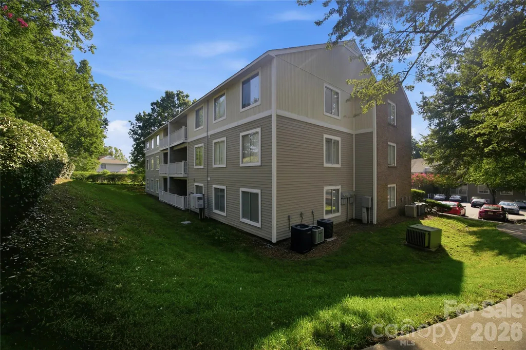 9505 University Terrace Drive Charlotte NC 28262