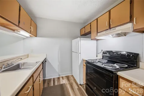 9505 University Terrace Drive Charlotte NC 28262
