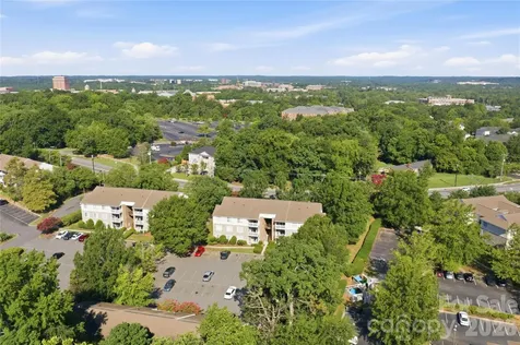 9505 University Terrace Drive Charlotte NC 28262