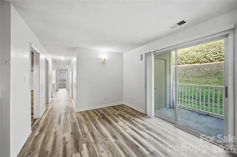 9505 University Terrace Drive Charlotte NC 28262