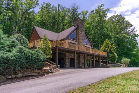 80 Buckhead Trail Horse Shoe NC 28742