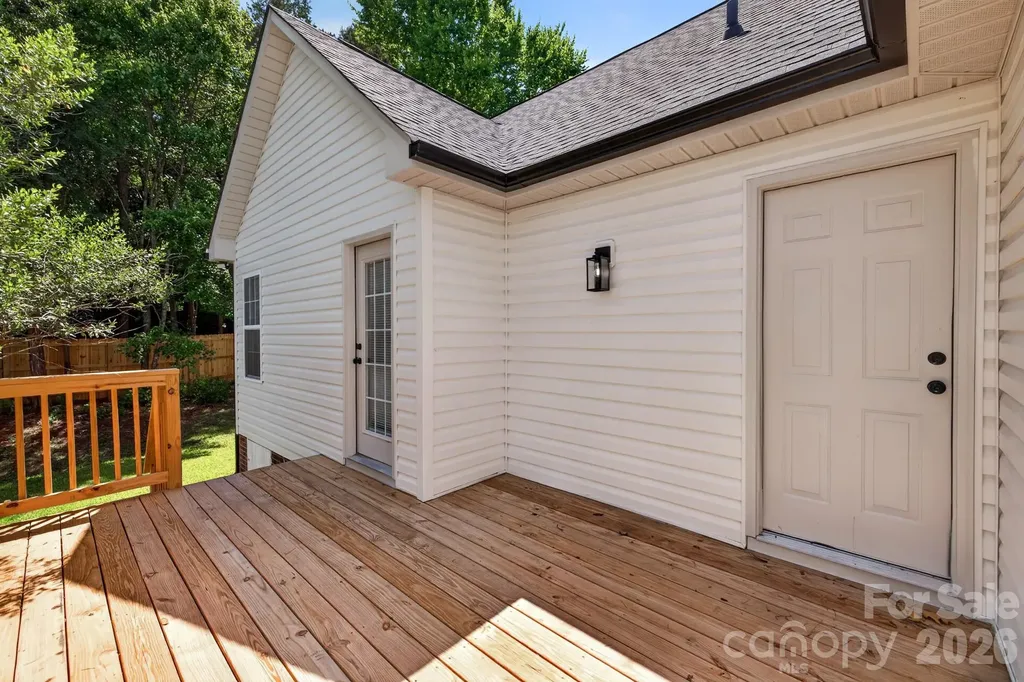 1001 Loch Lomond Circle Concord NC 28025