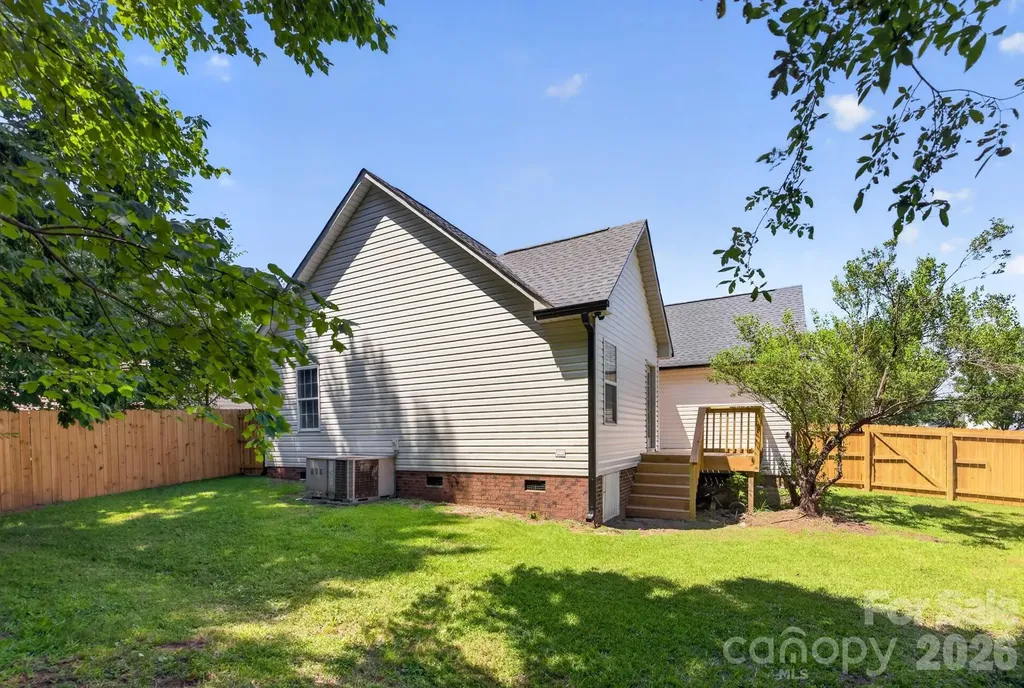 1001 Loch Lomond Circle Concord NC 28025