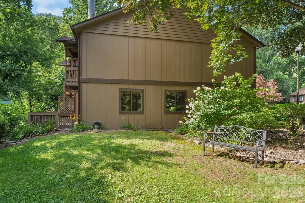 37 George Circle Maggie Valley NC 28751