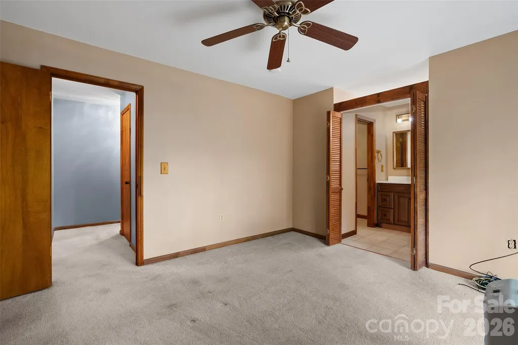 37 George Circle Maggie Valley NC 28751