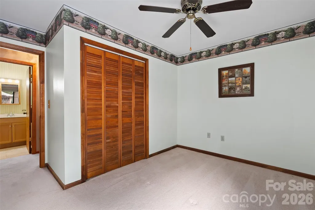 37 George Circle Maggie Valley NC 28751