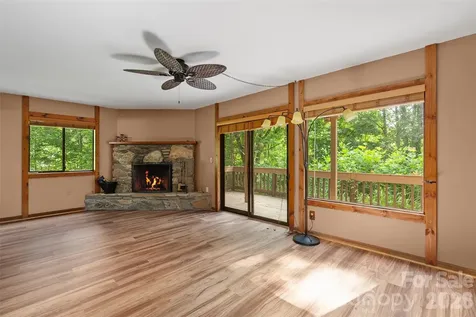37 George Circle Maggie Valley NC 28751