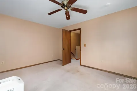 37 George Circle Maggie Valley NC 28751