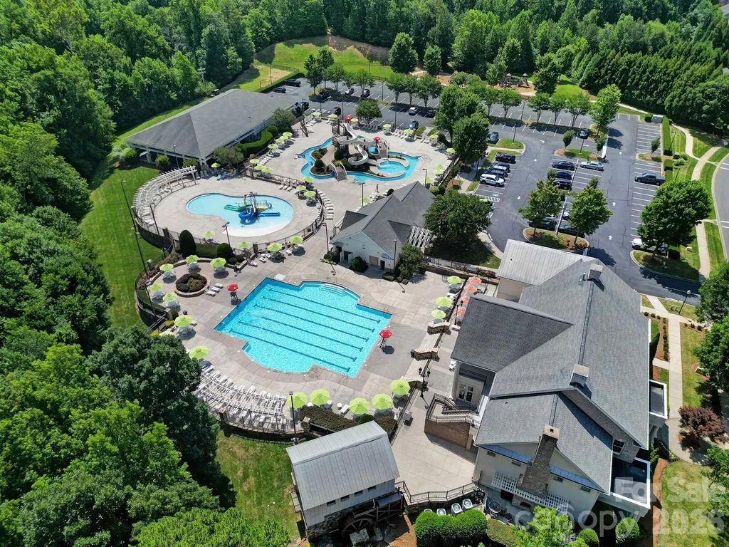 2001 Oakmere Road Waxhaw NC 28173