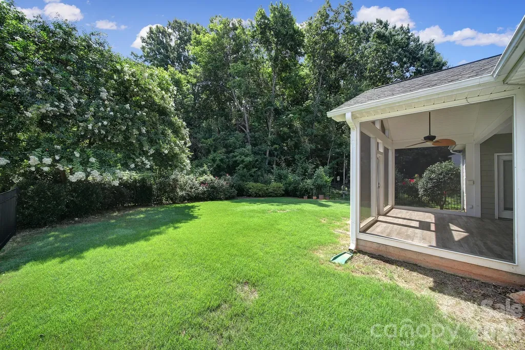 2001 Oakmere Road Waxhaw NC 28173
