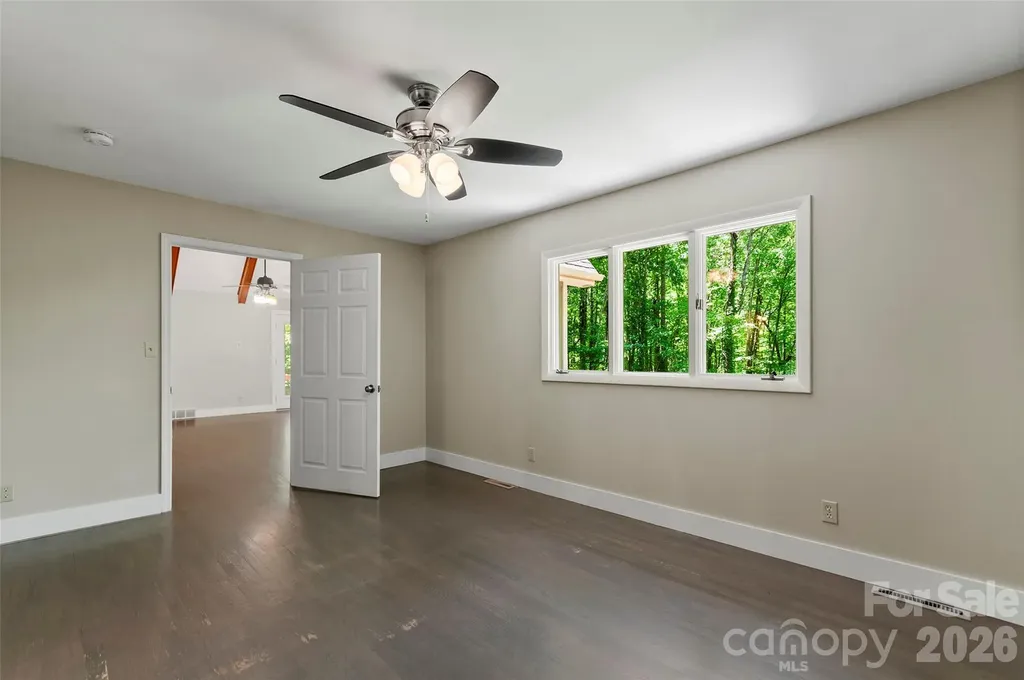 82 Sunburst Drive Waynesville NC 28786