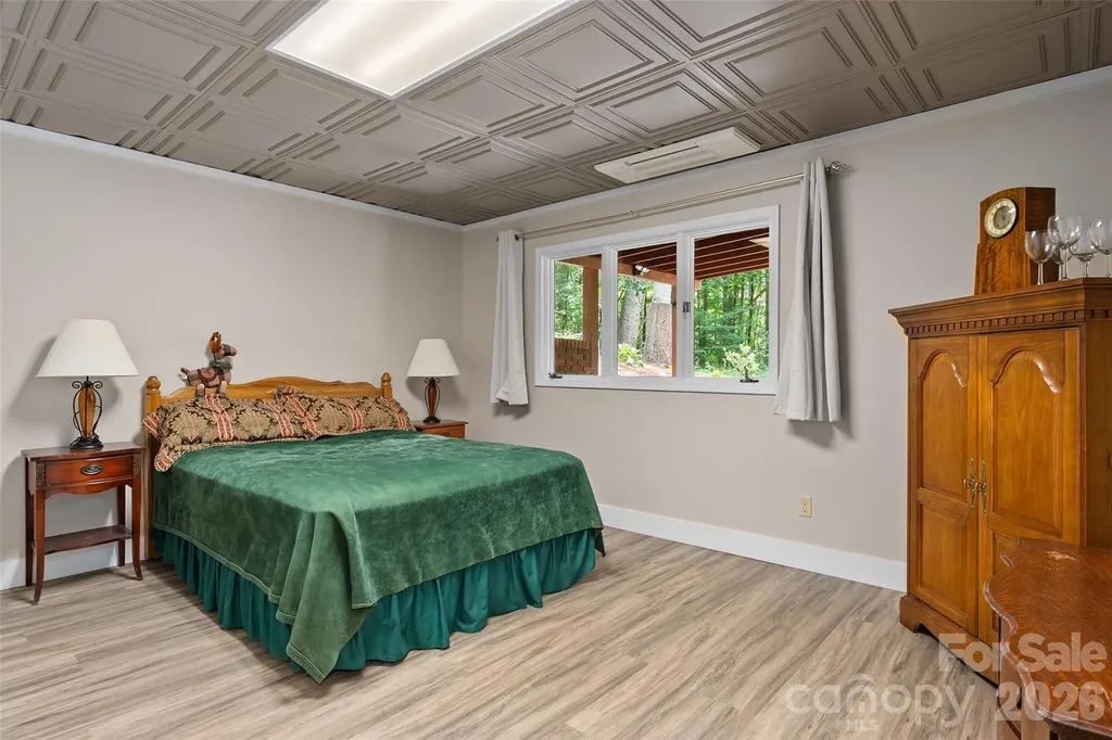 82 Sunburst Drive Waynesville NC 28786